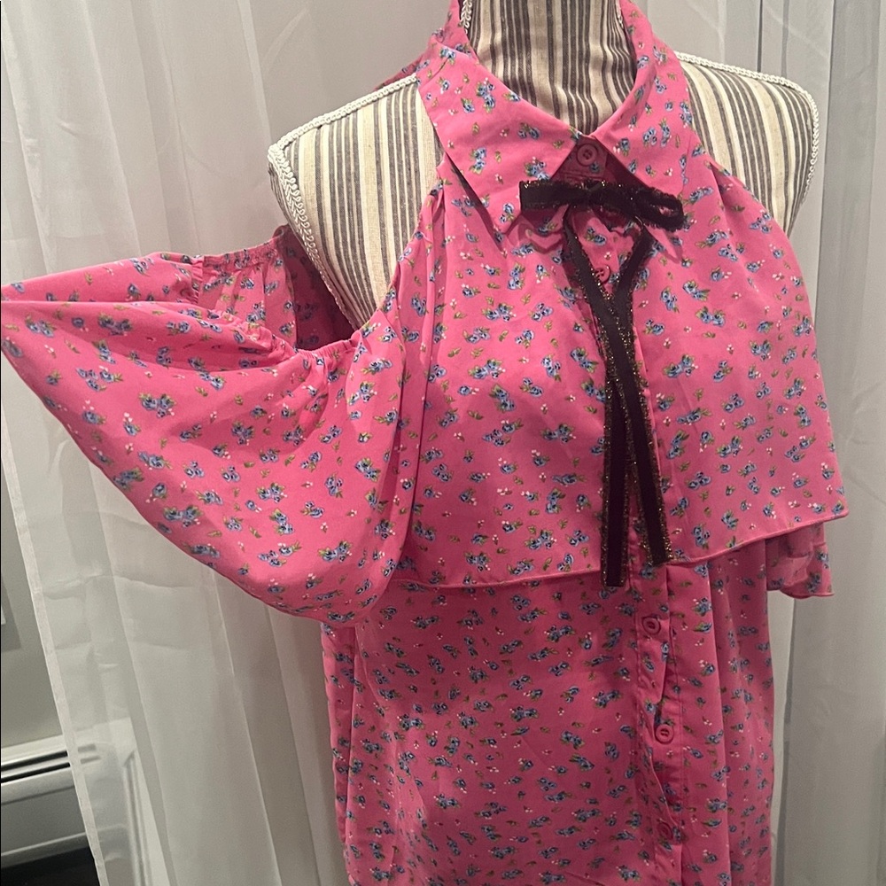 SHEIN Pink Floral Cold Shoulder Blouse